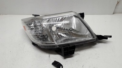 Toyota hilux 7 vii lift 12- лампа права передня фото №1