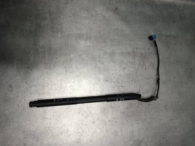 Bmw 3 f31 привід кришки лівий фото №1