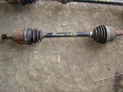 Nissan micra k12 1.2 b 16v приводной вал левая kpl. фото №1