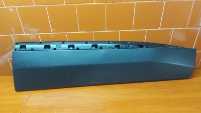 Молдинг двері права правий перед peugeot 3008 ii 16-21 фото №1