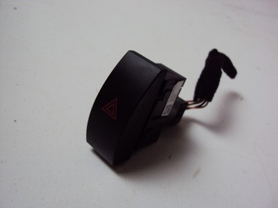 Панель аварійних alfa romeo stelvio 2016- фото №1