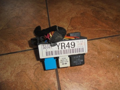 Kia sorento 2.5d 05' коробка реле фото №1