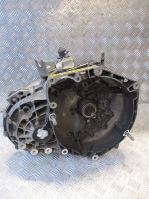 Коробка передач передач alfa romeo giulietta c63563514 фото №1