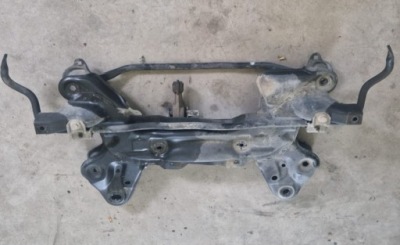 Peugeot 208 подрамник подрамник перед фото №1