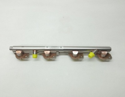 Молдинг впрыскная mercedes gl x166 4.7 v8 a2780703395 фото №1