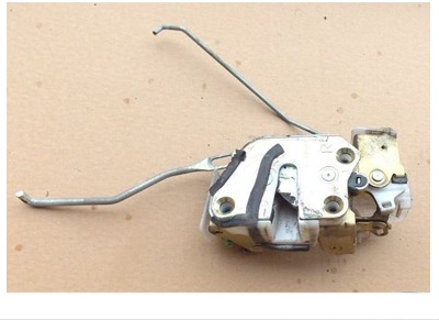 Mitsubishi l400 97r - замок дверь правый перед фото №1