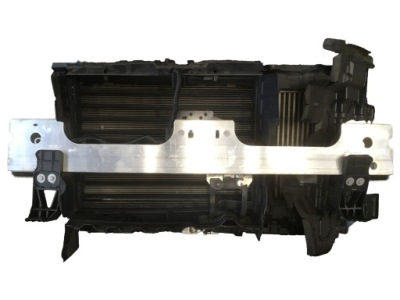 Pas передній підсилювач радіатор 1.2 thp peugeot 2008 ii europa фото №1