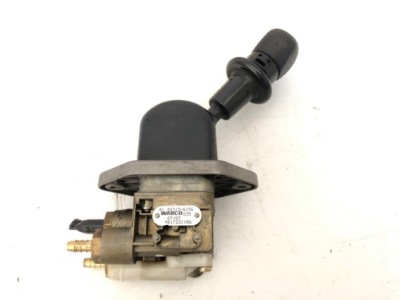 Клапан тормоза ручного man tga 81523156156 фото №1