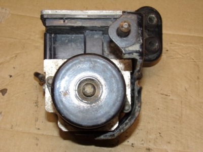 Насос abs 13664002 saab 93 vectra c фото №1