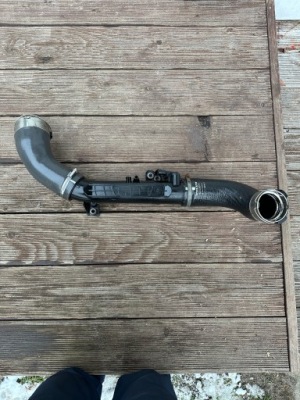 Пабтрубок  труба шланг воздуха интеркулер volvo v40 ii 31422153 31657755 v90 фото №1