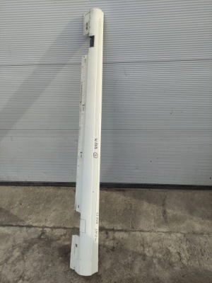 Mercedes w117 cla молдинг поріг ліва a1766980054 фото №1