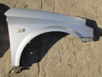 Крила правий nissan primera p12 фото №1