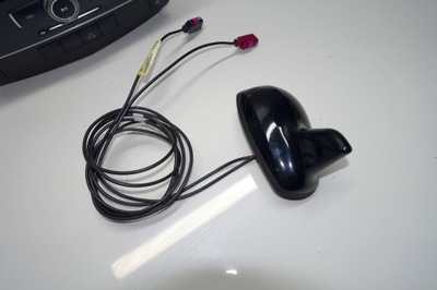 MERCEDES W204 CLASE C ANTENA DE TECHO 2048206675 197  