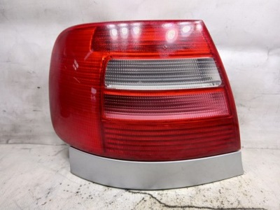 Лампа ліва задня задня audi a4 b5 sedan фото №1