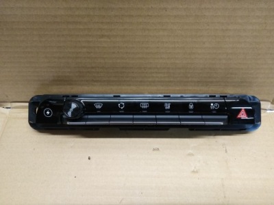 Citro c5 aircross панель радио навигации 98332680xu фото №1