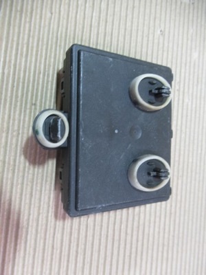 Модуль блок керування двері audi оригінальний номер 4m1959792b фото №1