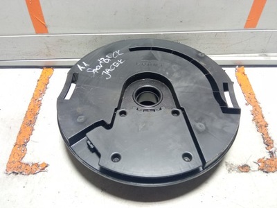 AUDI A1 II 82A GARSIAKALBIS SUBWOOFER 83A035382A 