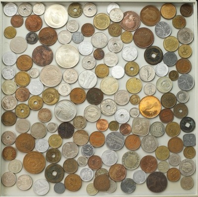 Świat. Zestaw monet RÓŻNE – 643,47 g
