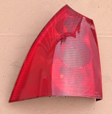 Peugeot 307 kombi лампа левая задняя x47 фото №1