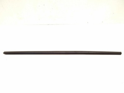 Молдинг ущільнювач перед права lexus rc 14-22 фото №1