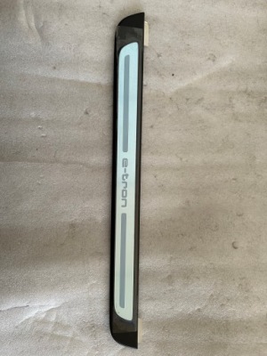 Audi накладка поріг 8v4853492j... фото №1