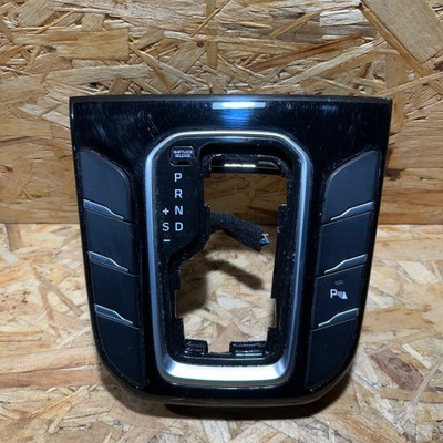 Панель керування рамка передач hyundai ioniq фото №1