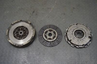 Колесо двухмассовый сцепление 2.0 d transit custom фото №1