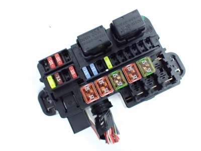 Коробка предохранителей opel mokka a 15r фото №1