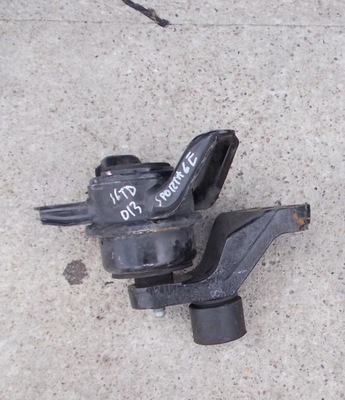 Kia sportage iii подушка кронштейн 1.7 crdi 2010- фото №1