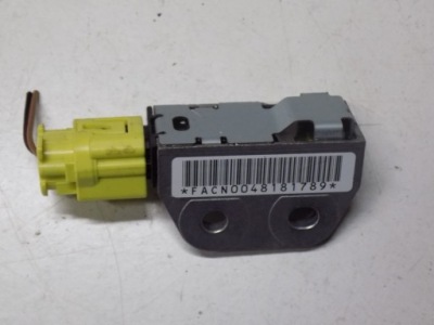 Nissan x-trail t30 датчик удару фото №1