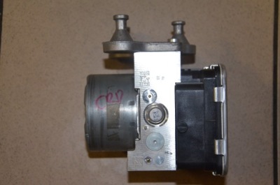 Насос abs модуль abs wrangler jl 2.2 crd 2018+ фото №1