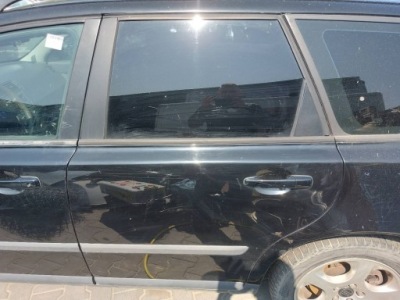 Двері повний лівий задня volvo v50 i 2005r 019-26 фото №1