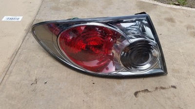 Mazda 6 02-09 sedan лампа левая задняя 220-61971 фото №1