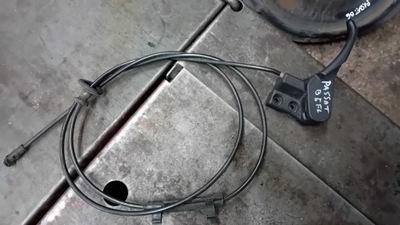 Passat b5 fl трос тяга рычаг открывания капот фото №1