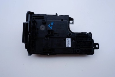 Tesla y модуль блок управления 1497848-00-e фото №1