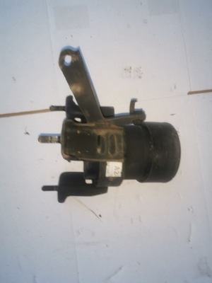 Подушка двигуна toyota camry 2.5 фото №1