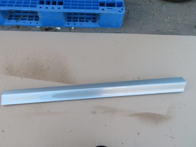 Bmw x3 m-p молдинг двері правий перед 51138064796 фото №1