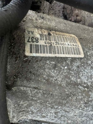 Коробка передач автоматична коробка передач + редуктор jeep cherokee wj 4.0 r6 2005rok p52119837aa фото №1