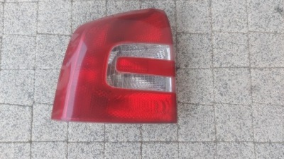 Лампа ліва tylna-skoda octavia 2 ii kombi 2004-2008 фото №1