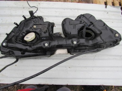 Mercedes w203 cdi бак пального a2034704601 фото №1