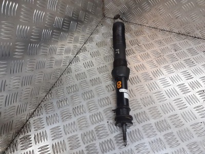 Амортизатор правий задня mercedes w203 2.5 2033205438 фото №1