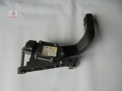 Педаль потенциометр газа kia sportage iii 1.7 2014 фото №1