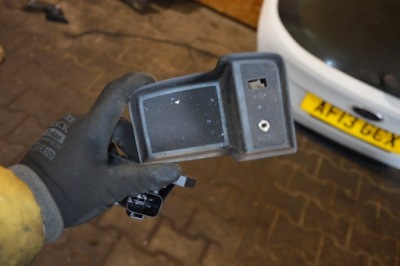 Ford focus 3 заглушка туннель usb bm51a045l70dbw фото №1