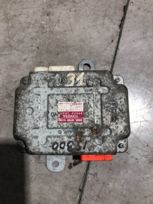 Модуль управление аккумулятором lexus rx 450h 8989230040 фото №1