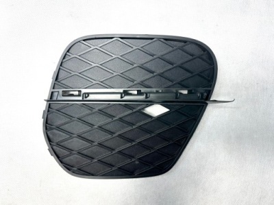 Bmw x5 e70 lift решітка бампера права 51117222860 фото №1