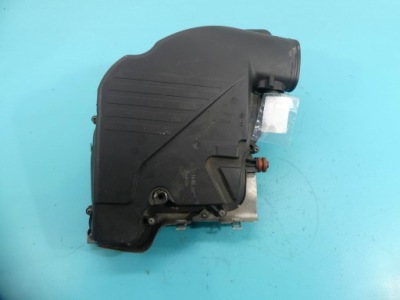 Корпус фільтра повітря bmw 7 f01 4.4 v8 фото №1