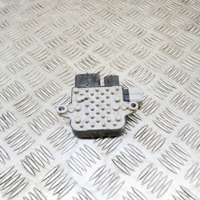 Tesla model s 2016 блок управления / модуль вентиляторов фото №1