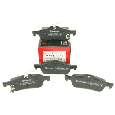 Brembo гальмівні колодки гальмівні задня do honda civic ix 1,4 1,6 1,8 фото №1