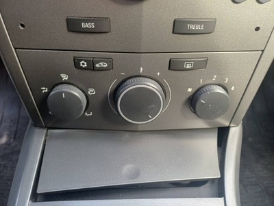 Панель обдув opel astra h фото №1