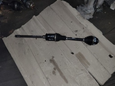 Привідний вал права g30 g31 xd xdrive 9846770 фото №1